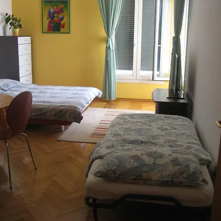 Studio Seaside Apartment Amphora * Split