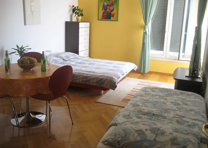 Studio Seaside Apartment Amphora